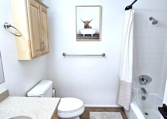 Paddleboards, Grill, Fire Pit, Air Hockey, Wd, Brkfst, Sleeps 20 *
